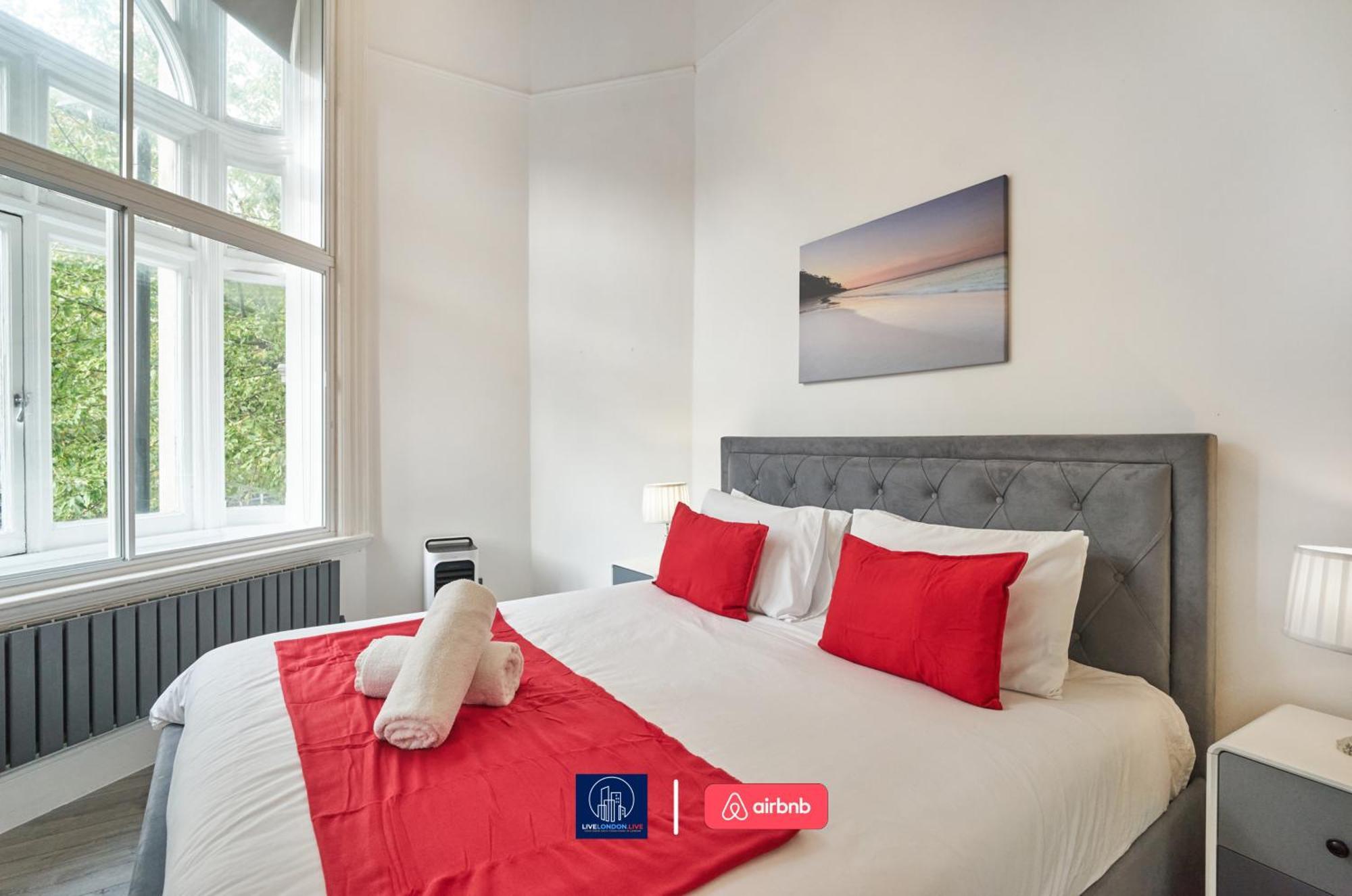 Last-Minute Specials L Sleeps Up To 4 Guests L One-Bedroom Apartment With King Bed And High Ceilings Near Camden By Live London Short Lets & Serviced Accommodation Extérieur photo