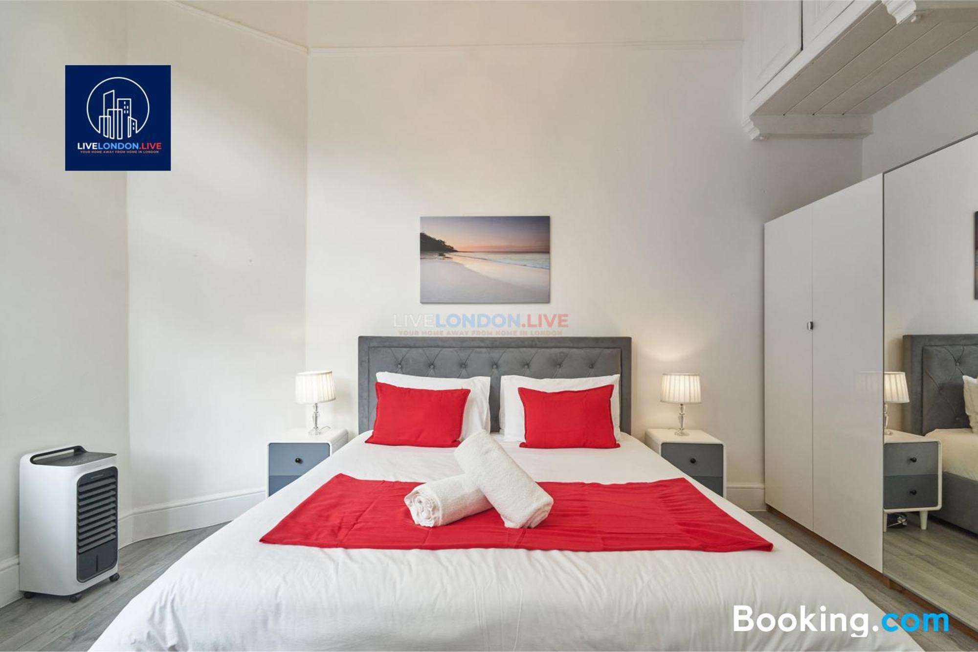 Last-Minute Specials L Sleeps Up To 4 Guests L One-Bedroom Apartment With King Bed And High Ceilings Near Camden By Live London Short Lets & Serviced Accommodation Extérieur photo